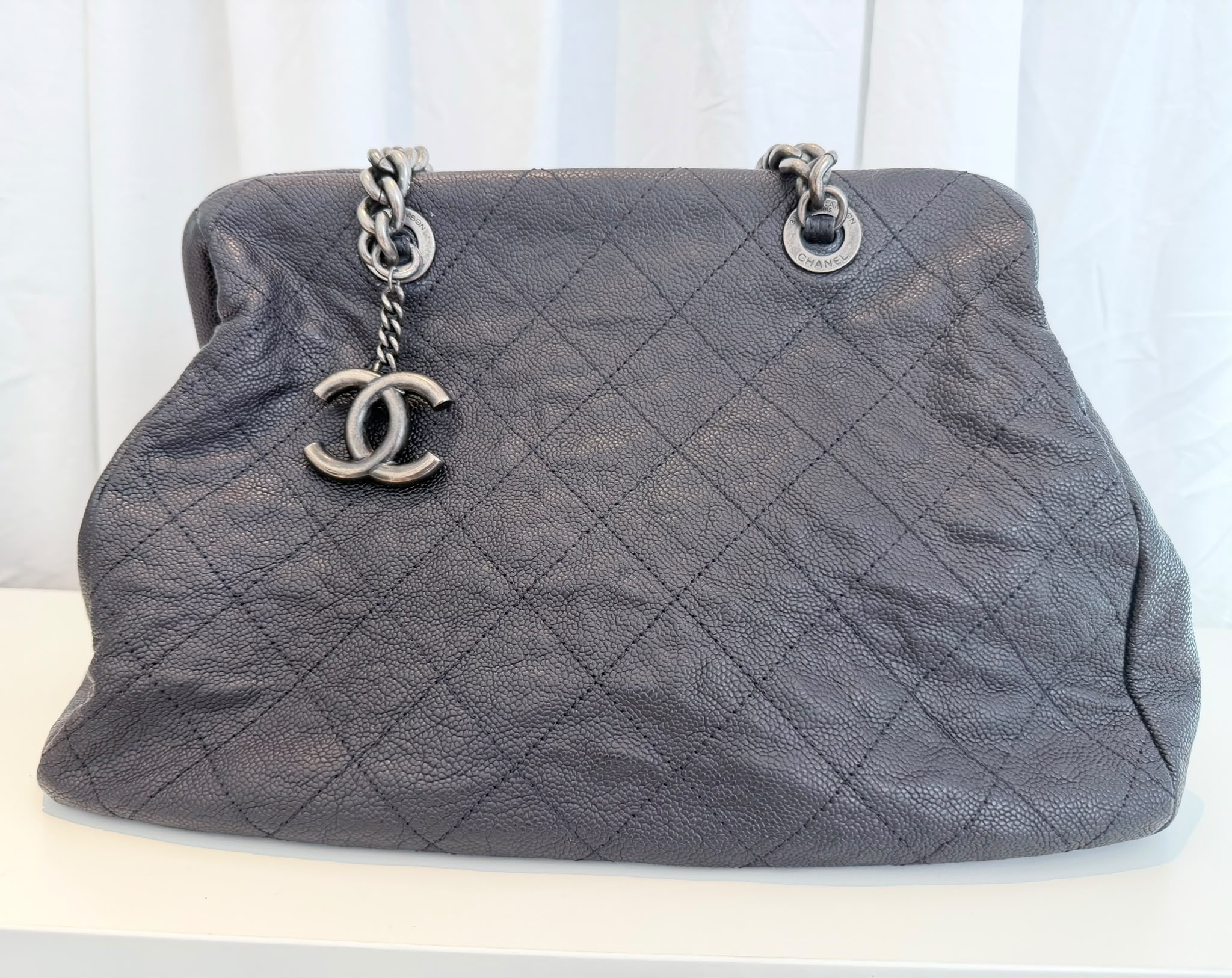 Just mademoiselle Chanel medium