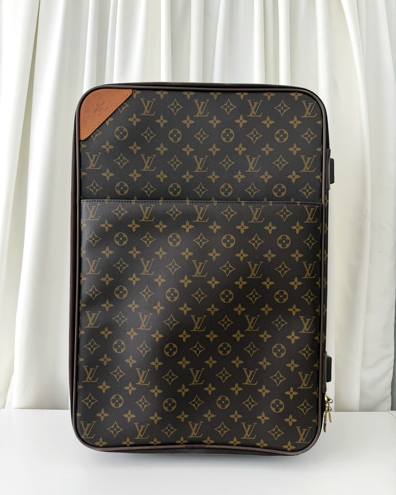 Louis Vuitton Pégase 60 monogram