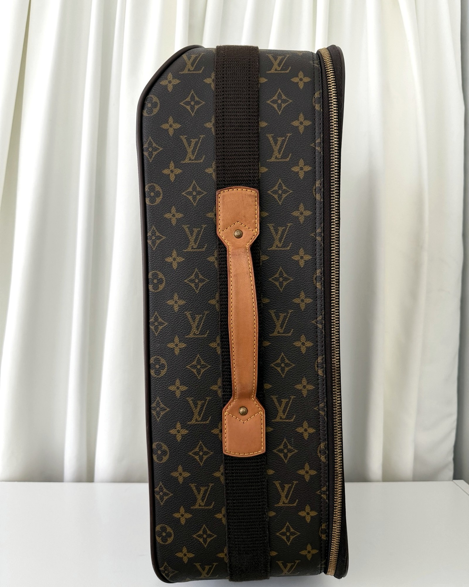 Louis Vuitton Pégase 60 monogram