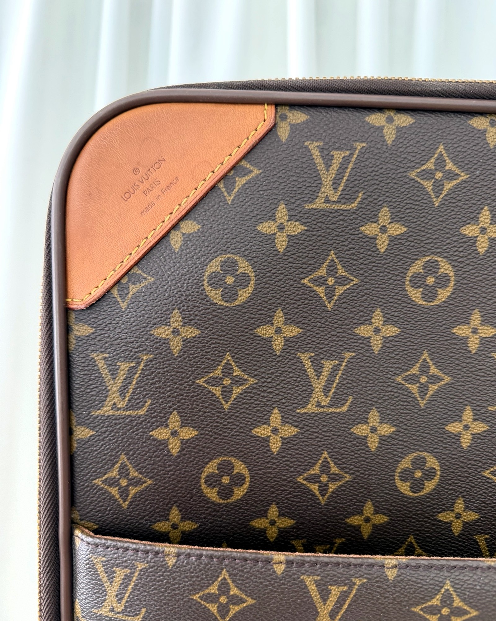 Louis Vuitton Pégase 60 monogram