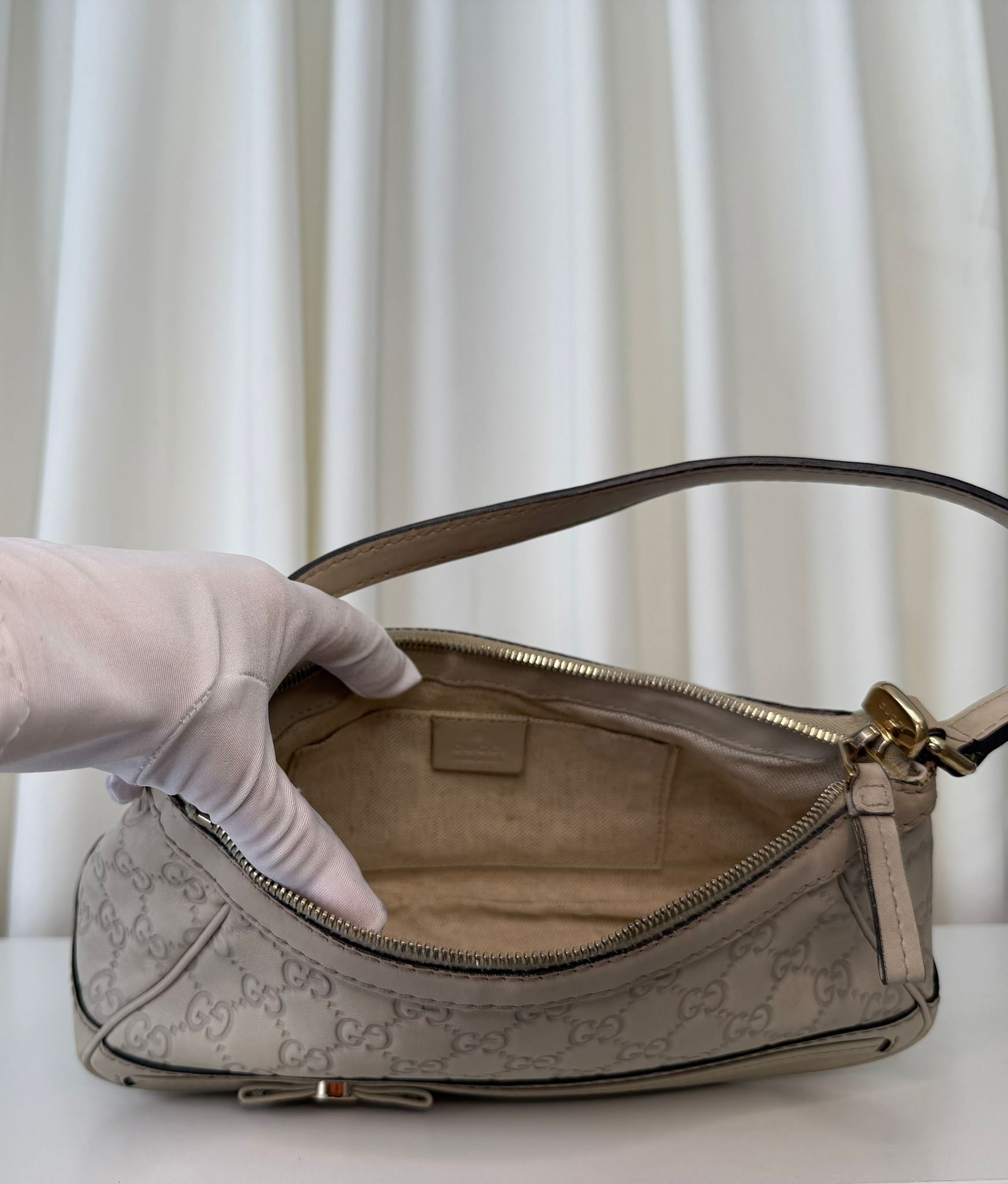 GUCCI – Mayfair Guccissima Ivoire